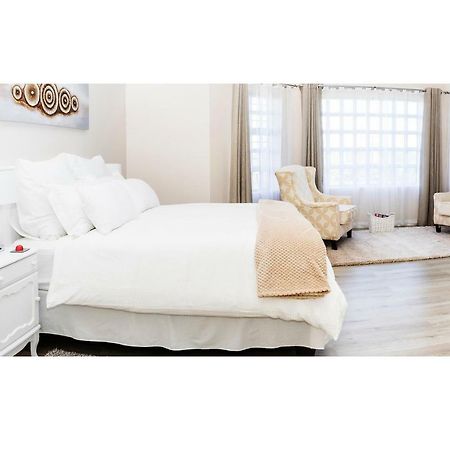 Settle Inn Self Catering Accommodation Колчестър Екстериор снимка