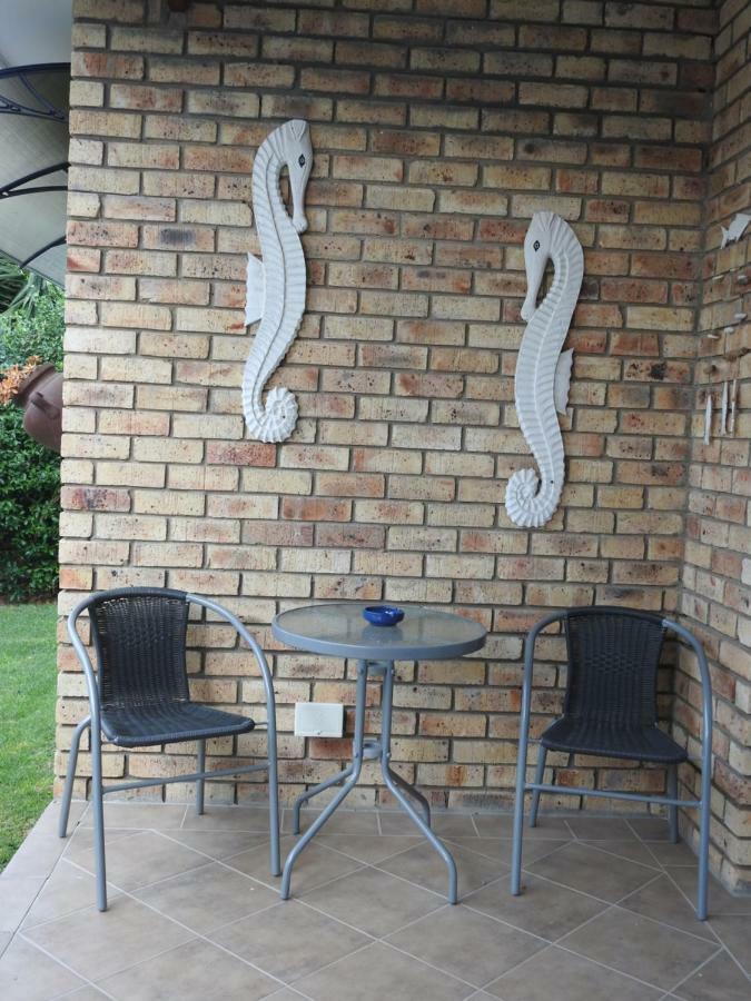 Settle Inn Self Catering Accommodation Колчестър Екстериор снимка