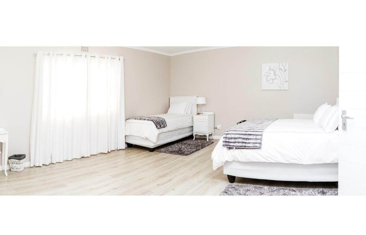 Settle Inn Self Catering Accommodation Колчестър Екстериор снимка