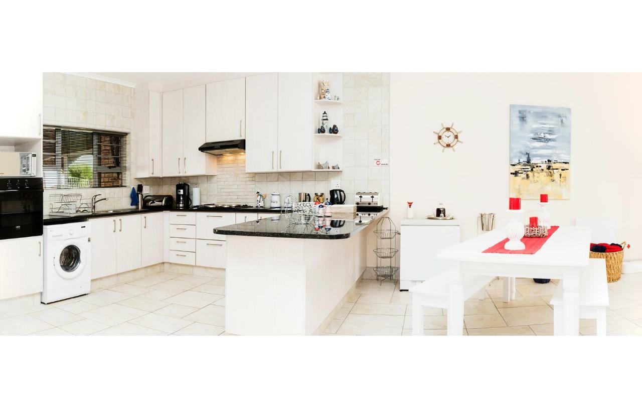 Settle Inn Self Catering Accommodation Колчестър Екстериор снимка