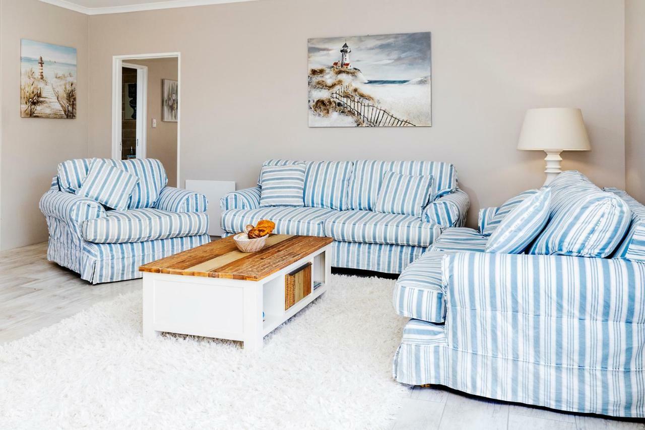 Settle Inn Self Catering Accommodation Колчестър Екстериор снимка